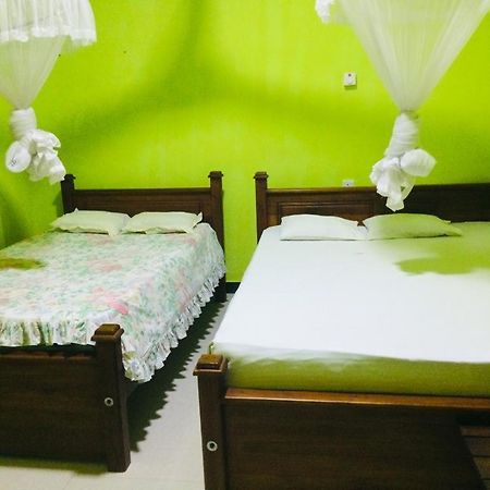 Ambel Homestay Anuradhapura Exterior foto