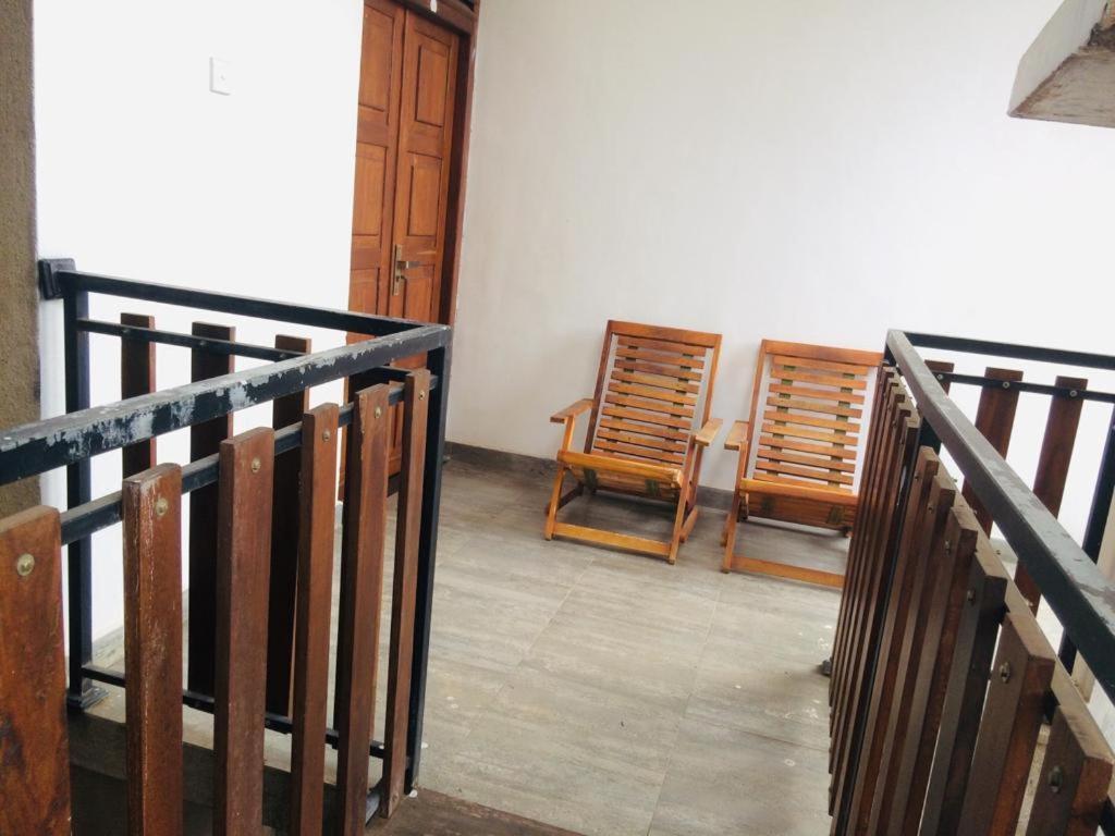 Ambel Homestay Anuradhapura Exterior foto