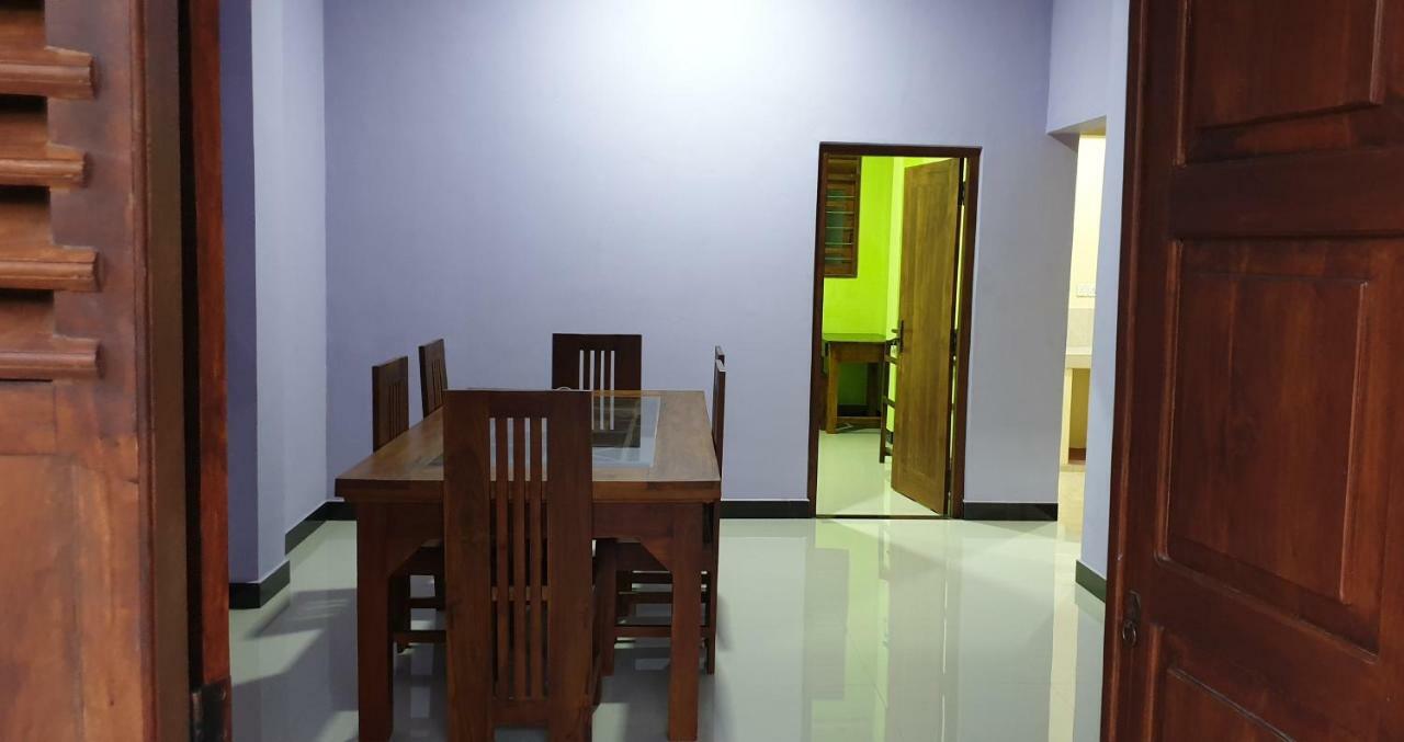 Ambel Homestay Anuradhapura Exterior foto
