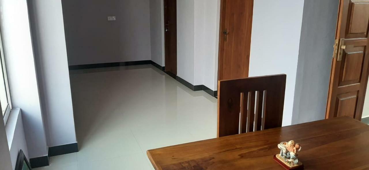 Ambel Homestay Anuradhapura Exterior foto