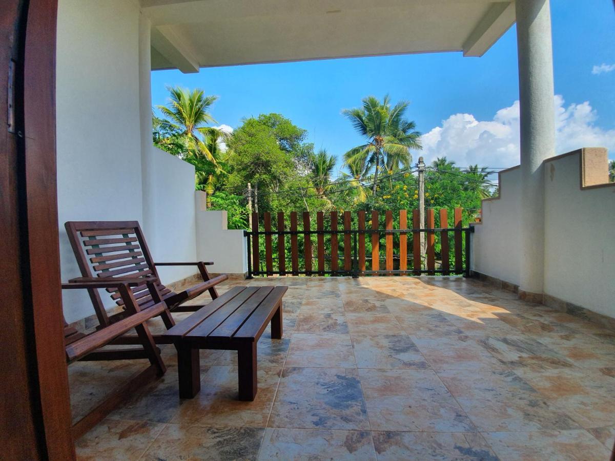 Ambel Homestay Anuradhapura Exterior foto