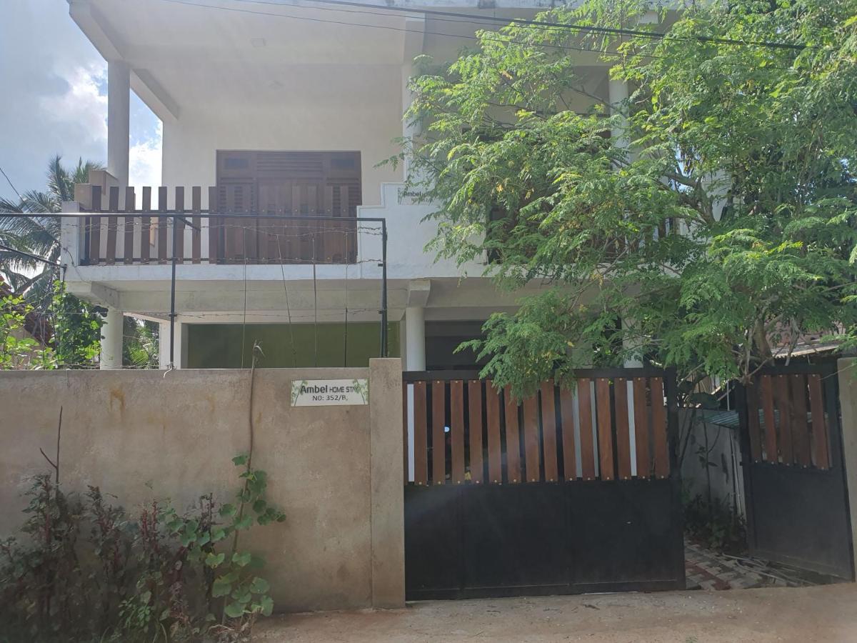 Ambel Homestay Anuradhapura Exterior foto